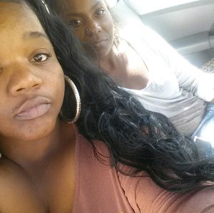 Meet your Posher, Veoni