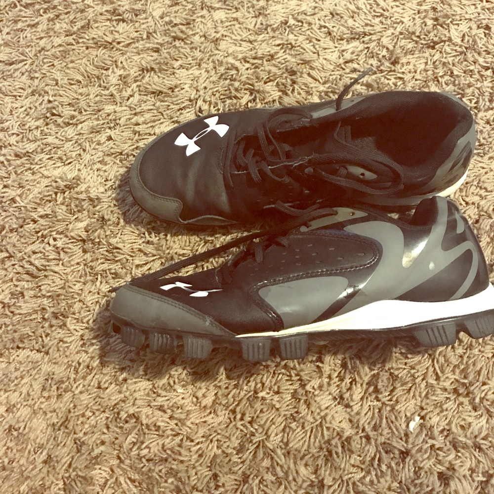 Men's under armor cleats size 11