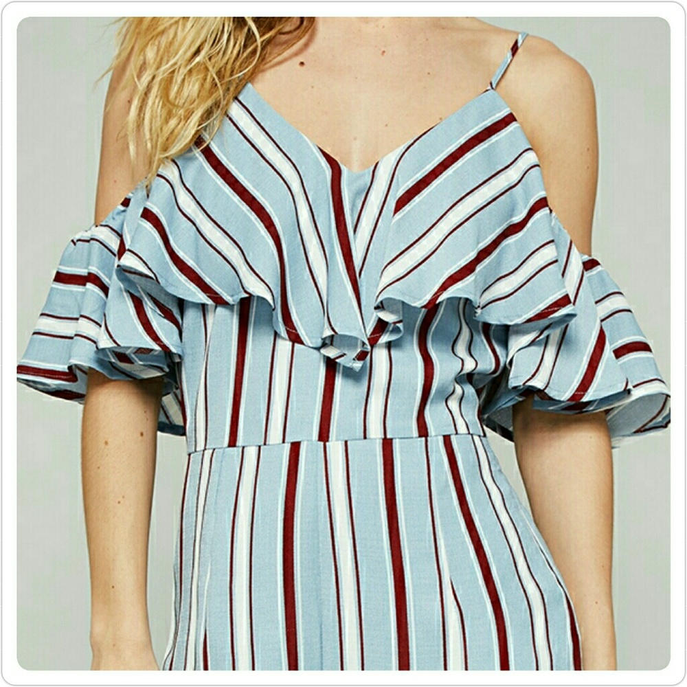 Flirty Ruffle Cold Shoulder Jumpsuit - Picture 5 of 8