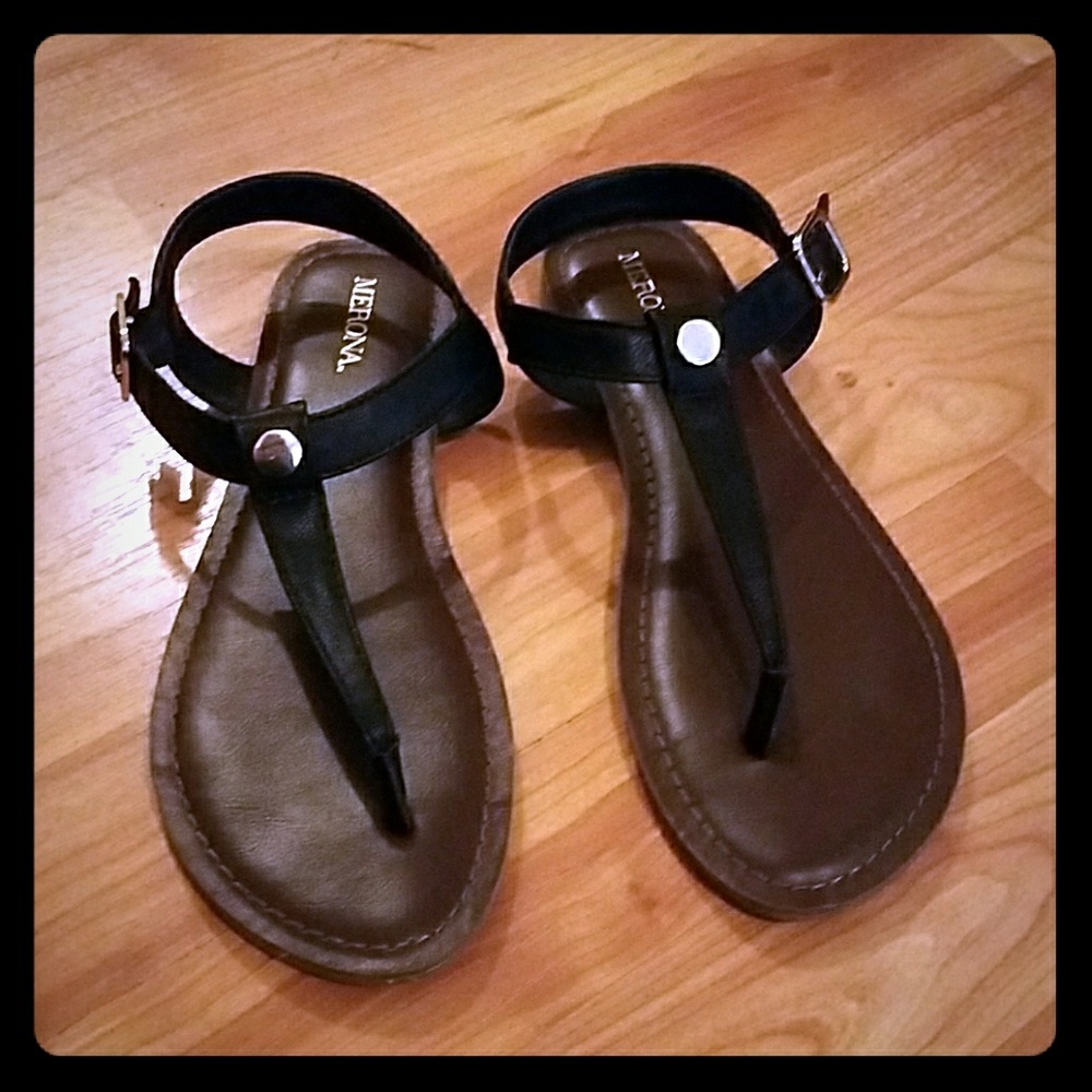 Black merona sandals new without tags