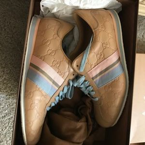 Women's Gucci Sneakers