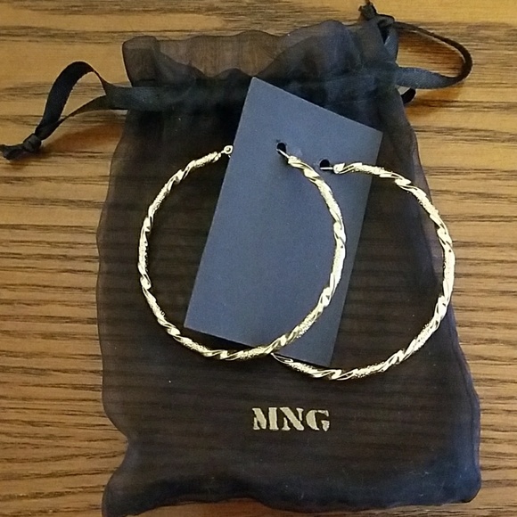 Mango Jewelry - Gifted to SuhaidiNWT MNG Gold- Toned Hoop Earrings