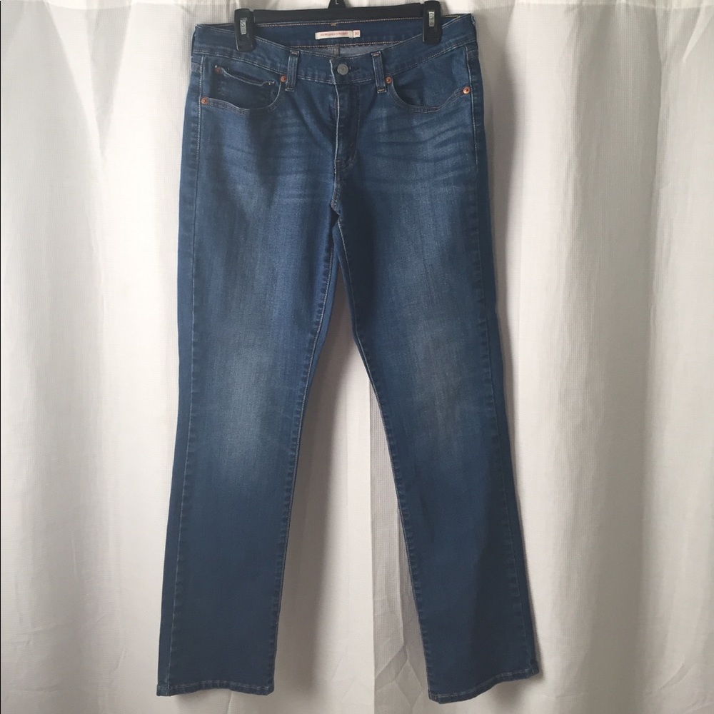 Levi's