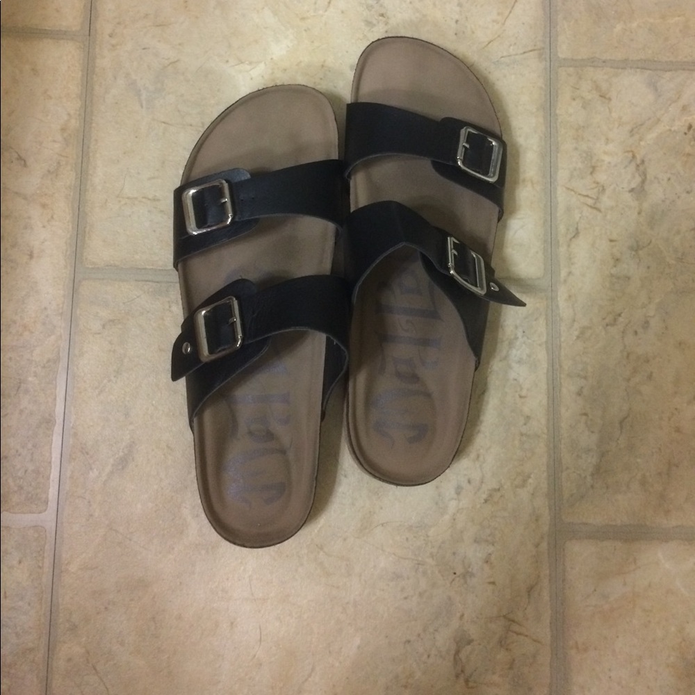 Black sandals