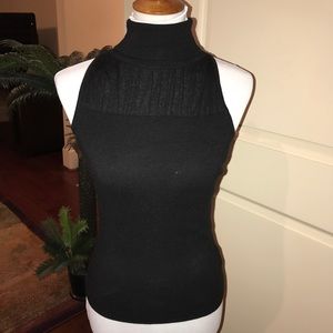 White House Black Market sleeveless turtleneck XXS