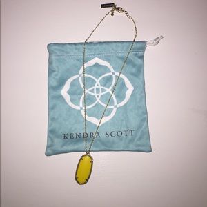 Kendra Scott necklace