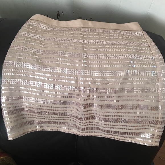 Meet your Posher, Erin - Picture 2 of 2