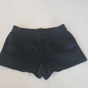 SALE🎉J.CREW || Black floral shorts