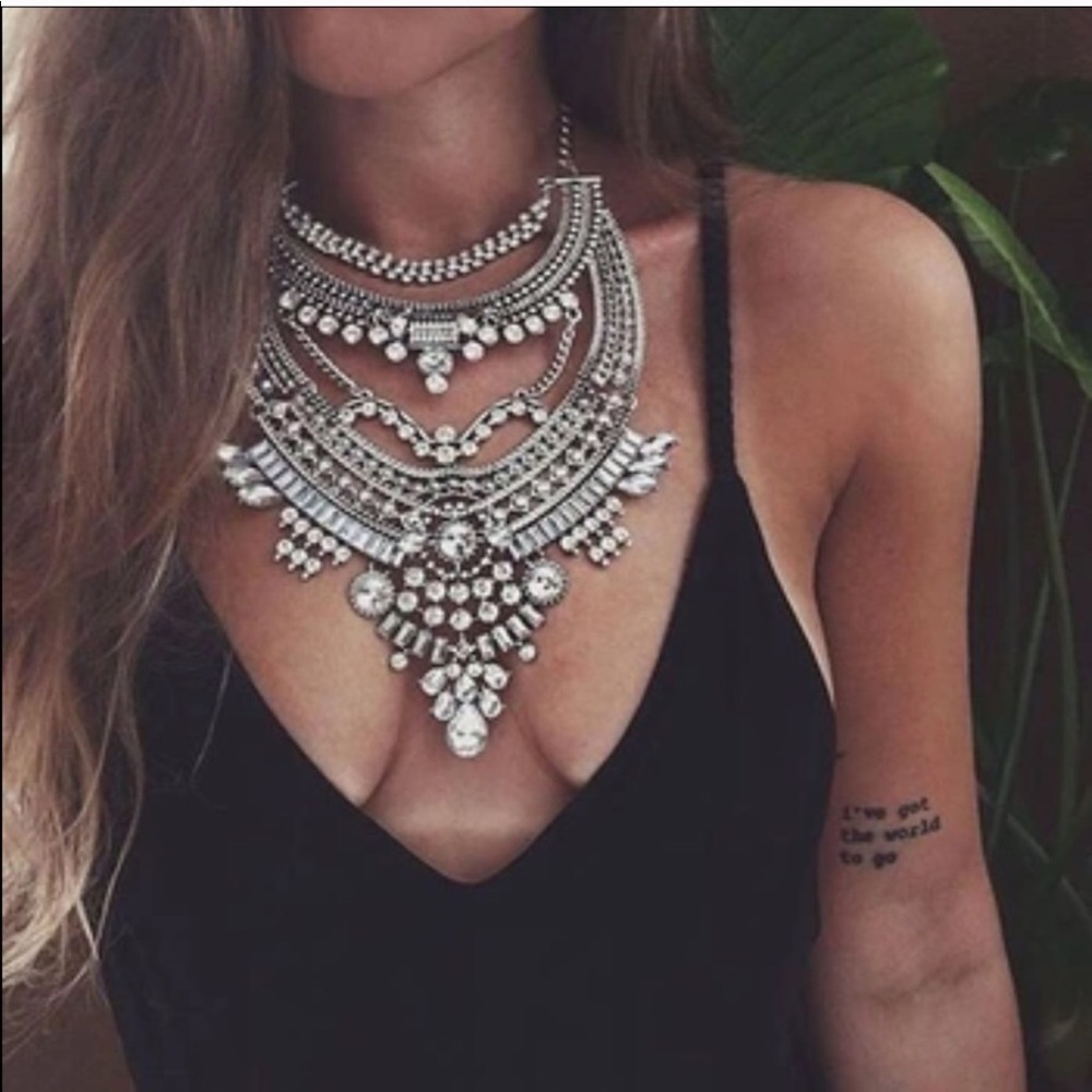 Statement necklace