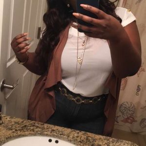 PLUS SIZE Brown flowy vest.