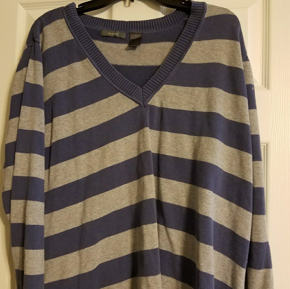 Liz Claiborne stripped sweater