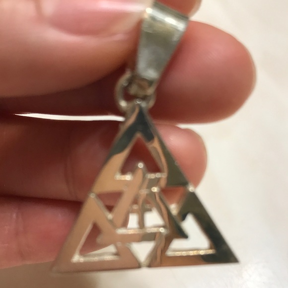 STERLING SILVER Trinity Charm - Picture 2 of 3