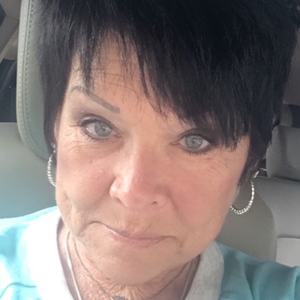 Meet your Posher, Janet