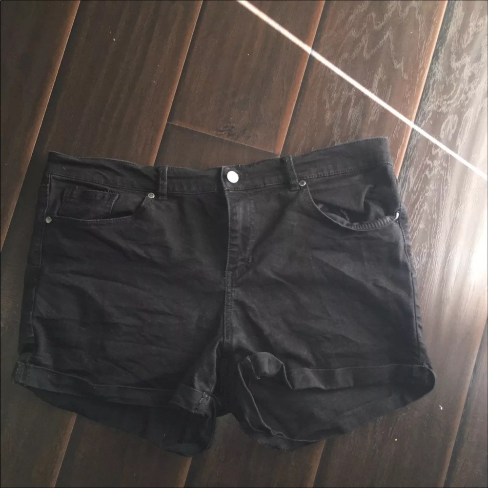 New York & Co shorts
