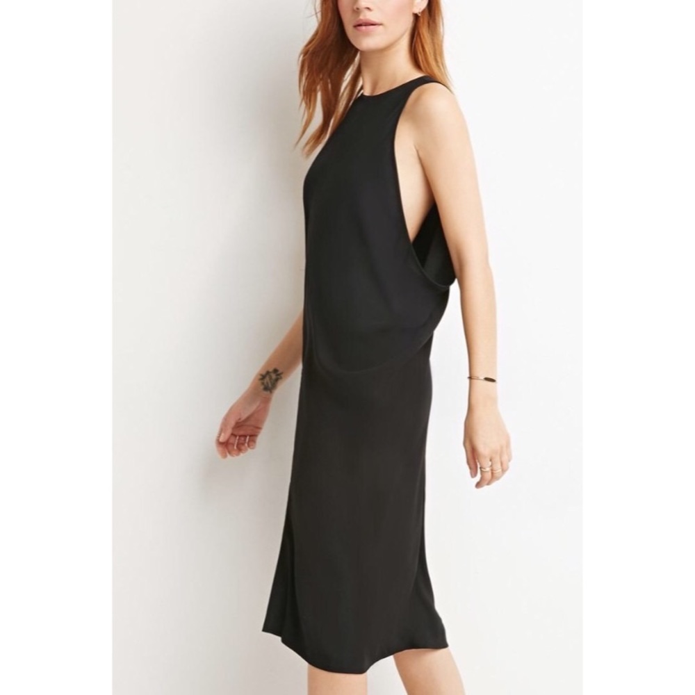 FOREVER 21 Cocoon Midi Dress - Picture 2 of 4