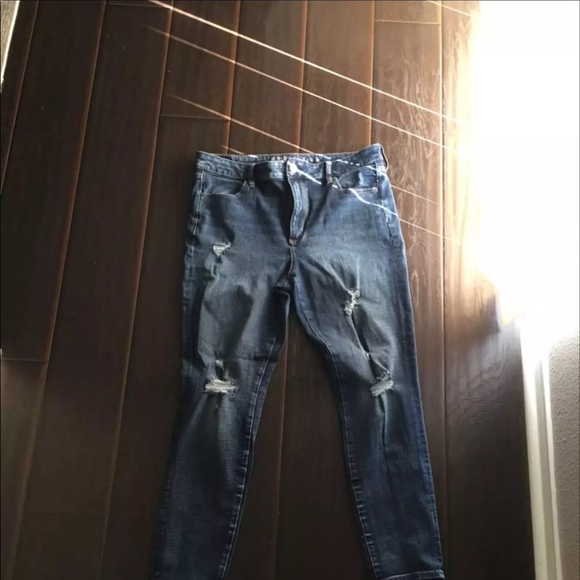 Sold - Picture 3 of 3