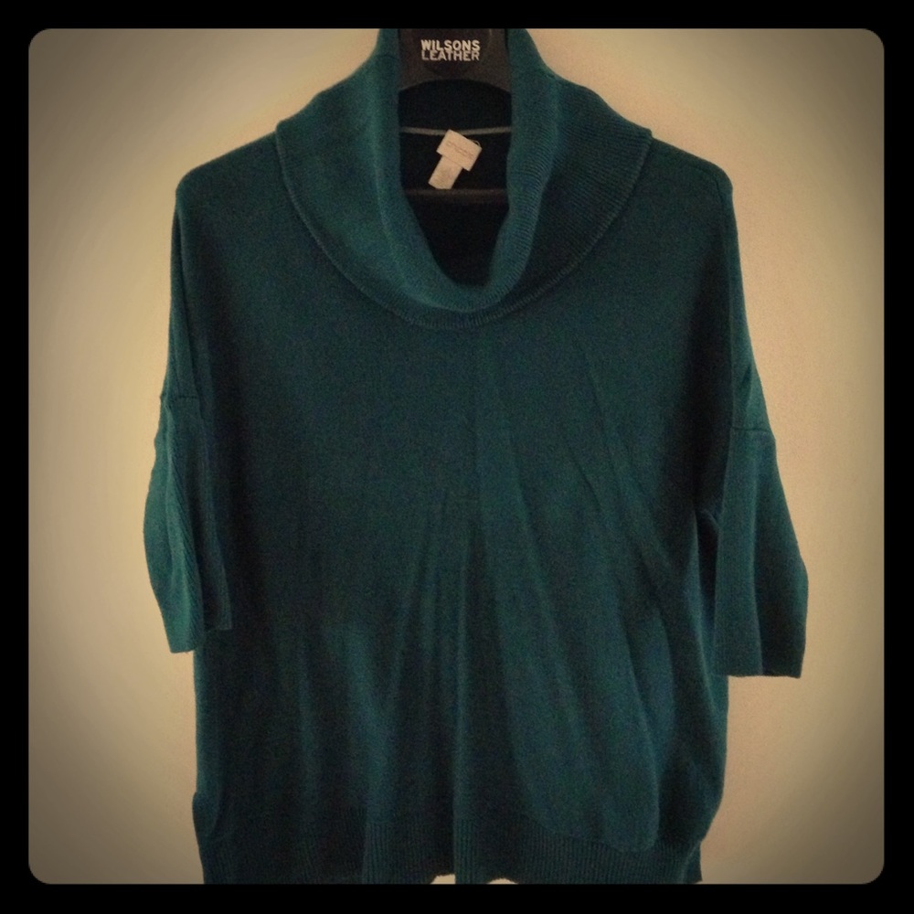 Teal/green sweater with 3/4 sleeves