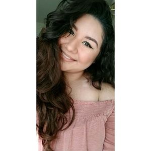 Meet your Posher, Argelia