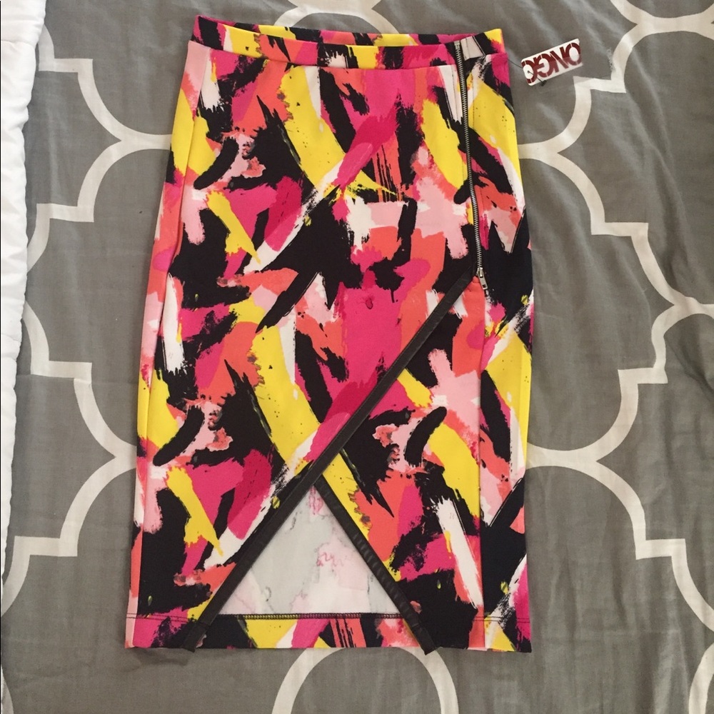 NWT! Colorful sexy skirt