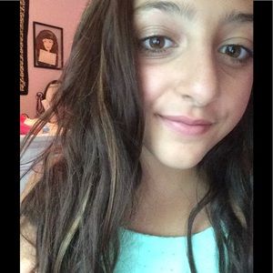 Meet your Posher, Michela