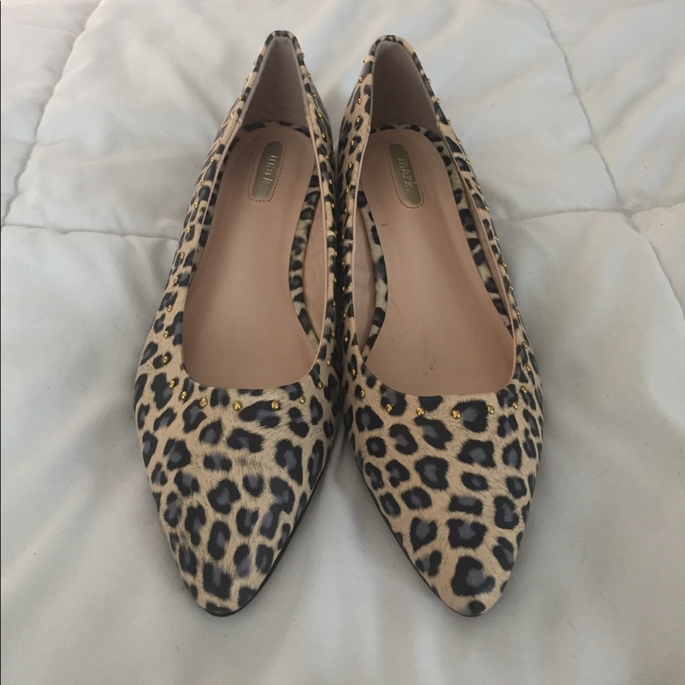 NWT animal print flirty flats