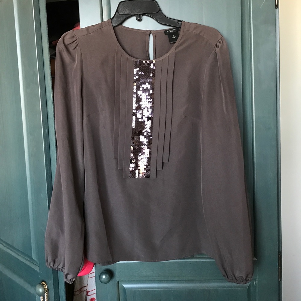 Long sleeves dress shirt
