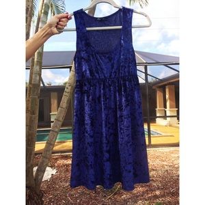 Great condition!! Velvet blue dress