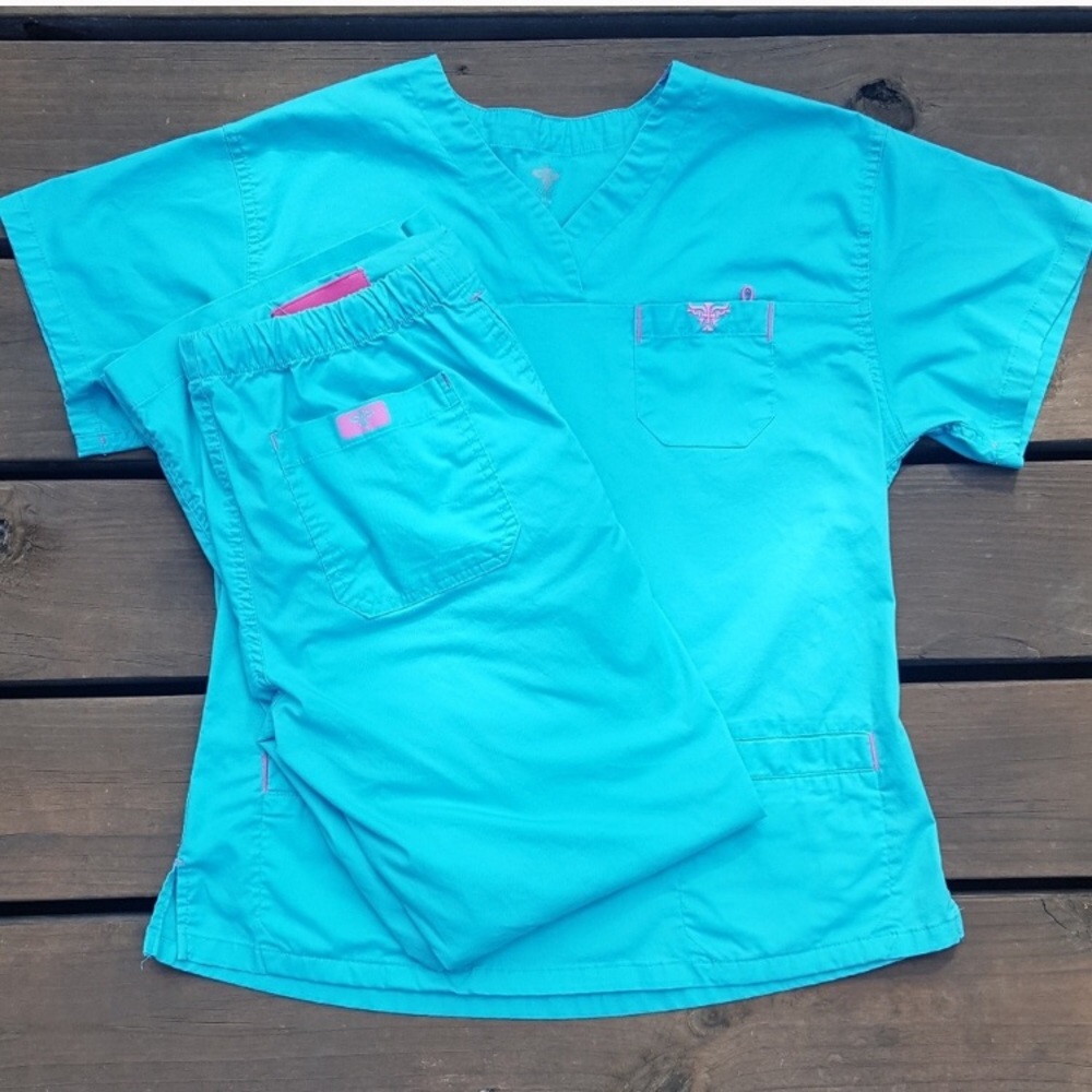 Med couture scrub uniform set