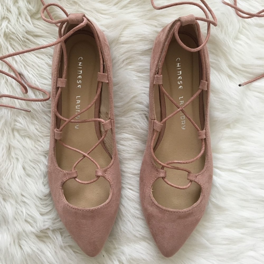 Chinese Laundry Women's Endless Summer Ghillie Fla