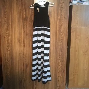 Black and white Maxi dress