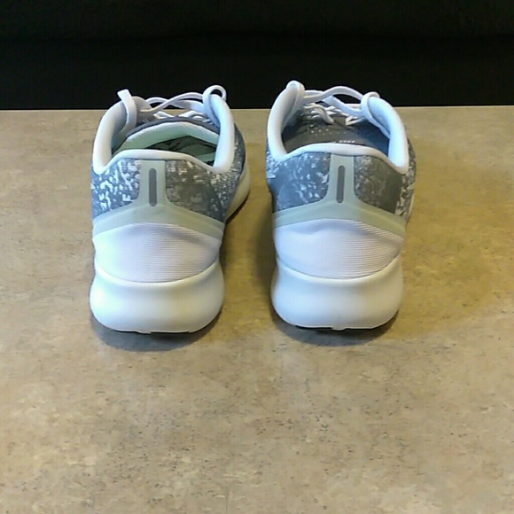 "New" Nike Free Run Print - Picture 4 of 8