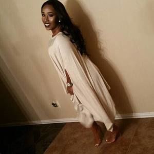 Meet your Posher, Simone