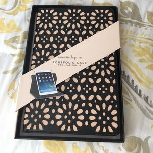 IPAD MINI 4 case. New