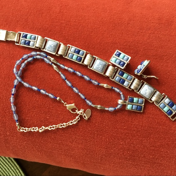 Matched set - Picture 2 of 3