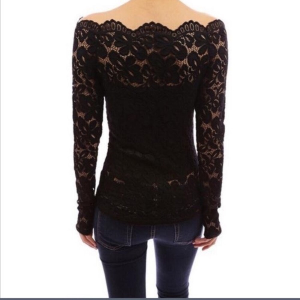 🎀Hot item! 🎀 Sexy and elegant lace top! - Picture 2 of 7