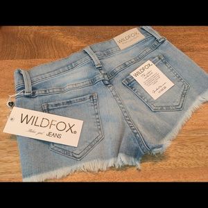 WILDFOX Couture Jean Shorts "The Lara" Mid Rise