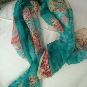 NWT Scarf