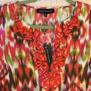 Jones New York 3/4 sleeve floral shirt/tunic.
