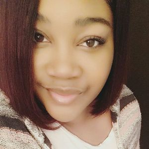 Meet your Posher, Lashae