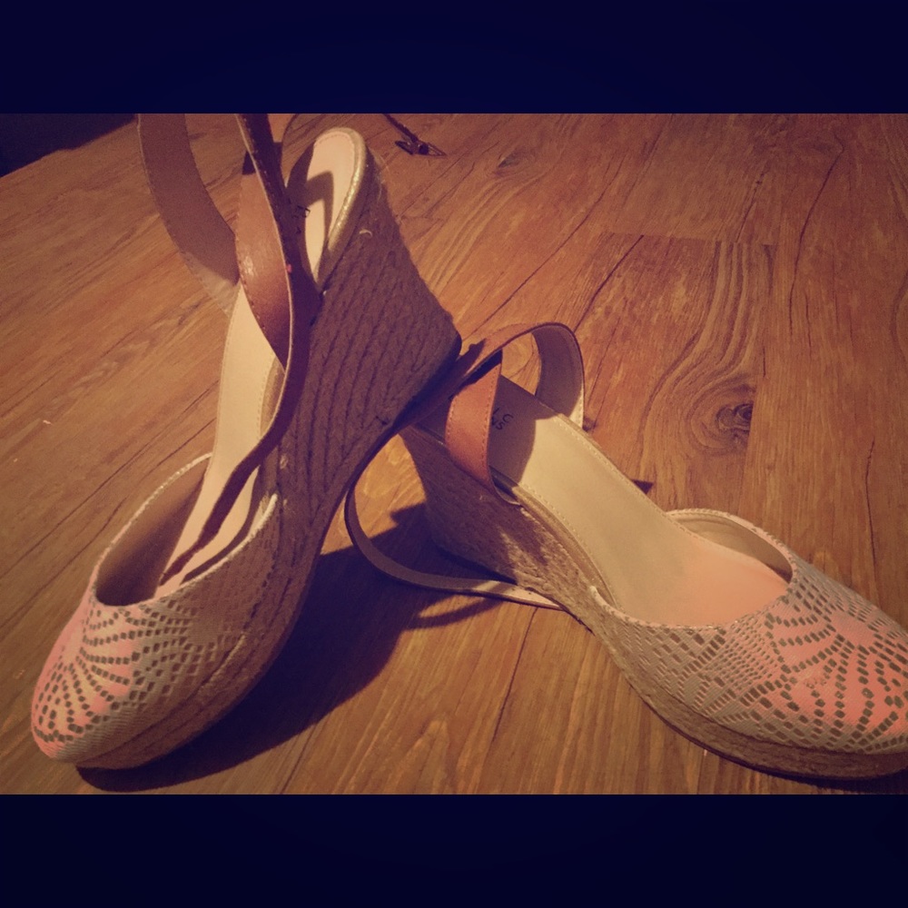 Basic Edition canvas wedges