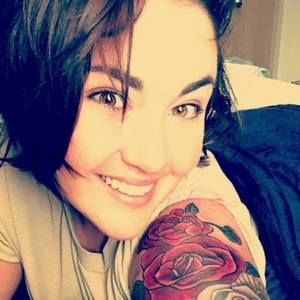 Meet your Posher, Leigh