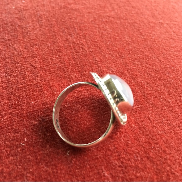 Ladies Ring - Picture 2 of 2