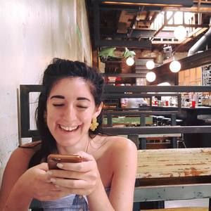 Meet your Posher, Caitlin