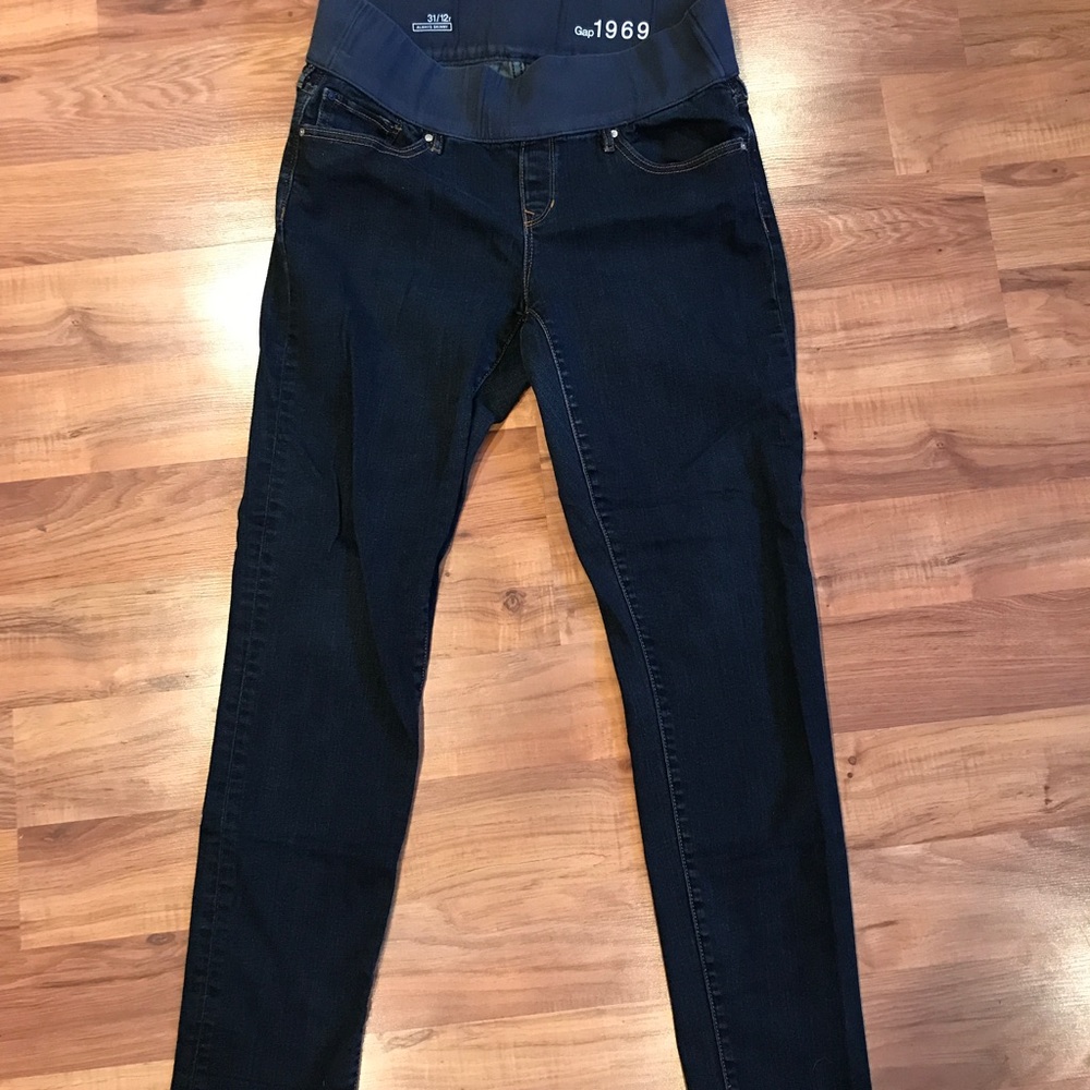 Gap Maternity jeans, size 31/12 Regular