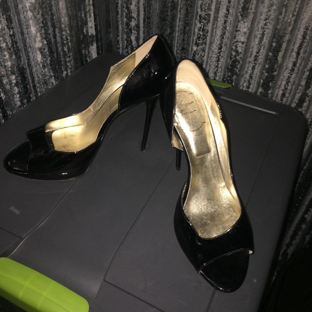 Roger Vivier patent leather pumps size 42