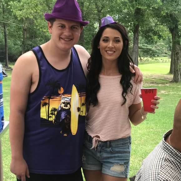 Meet the posher: Hollyanne 😘 - Picture 4 of 7