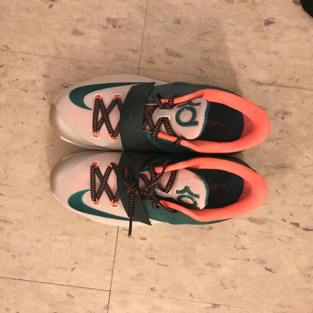 Nike shoes