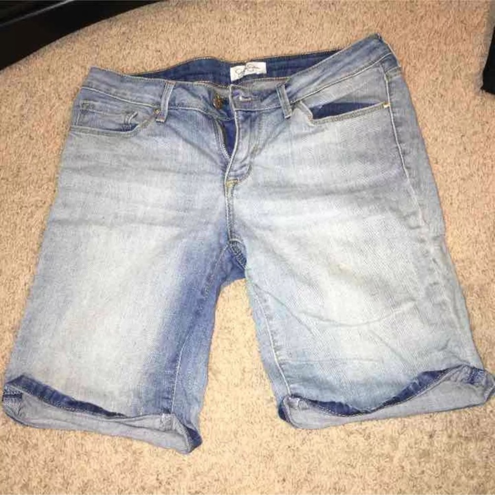 Jessica Simpson Bermuda Shorts