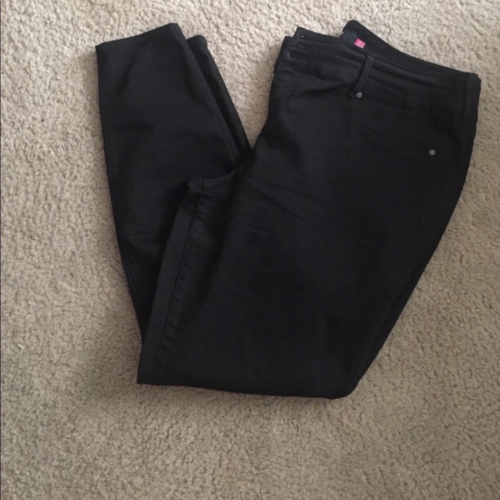 Torrid black skinny jeans