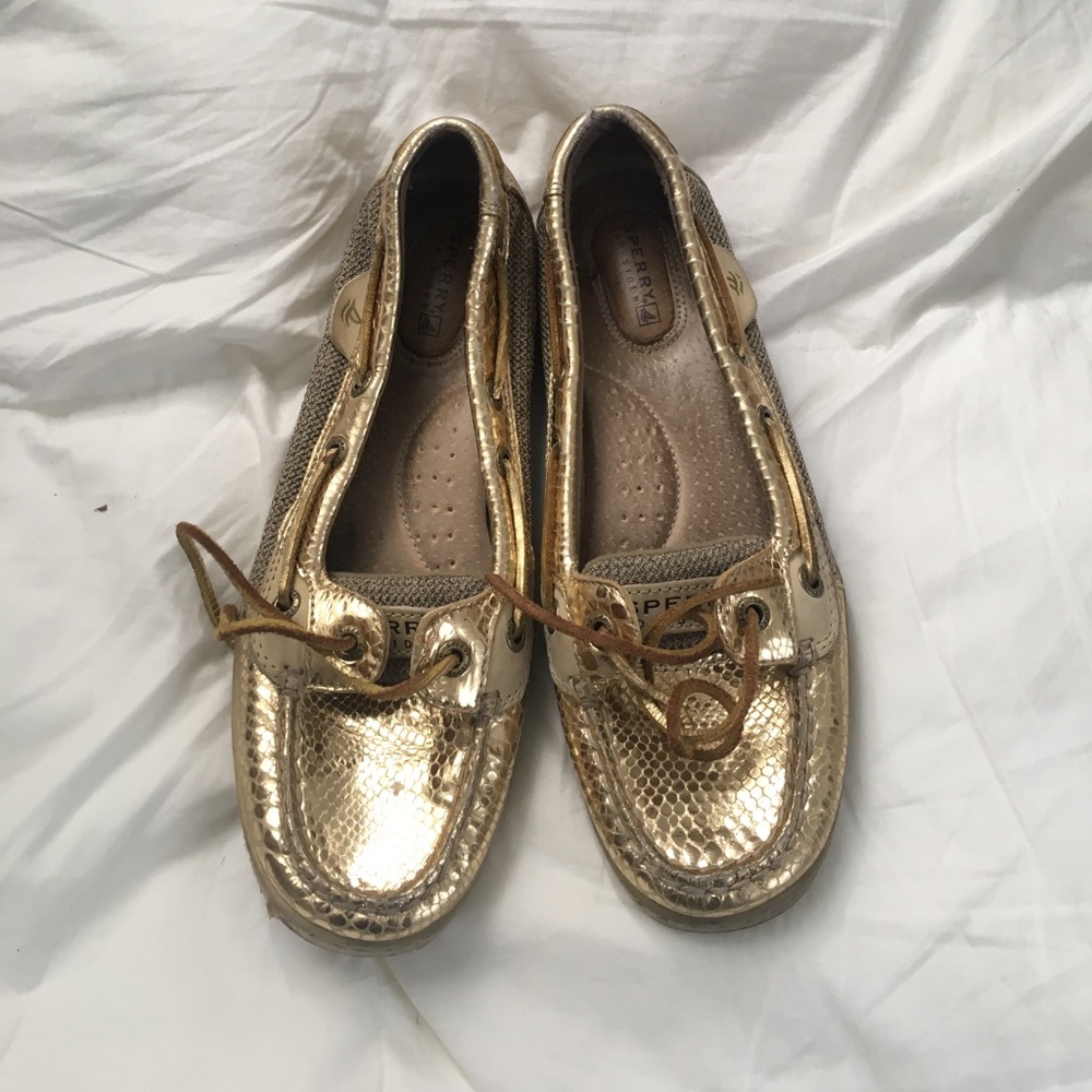 Gold sperrys